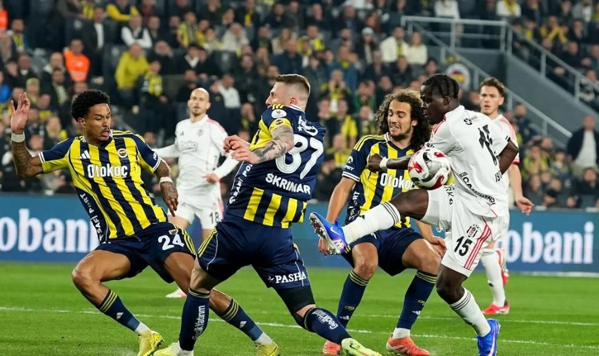 Trendyol Süper Lig'de Derbi Heyecanı: Fenerbahçe, Beşiktaş'ı Konuk Ediyor