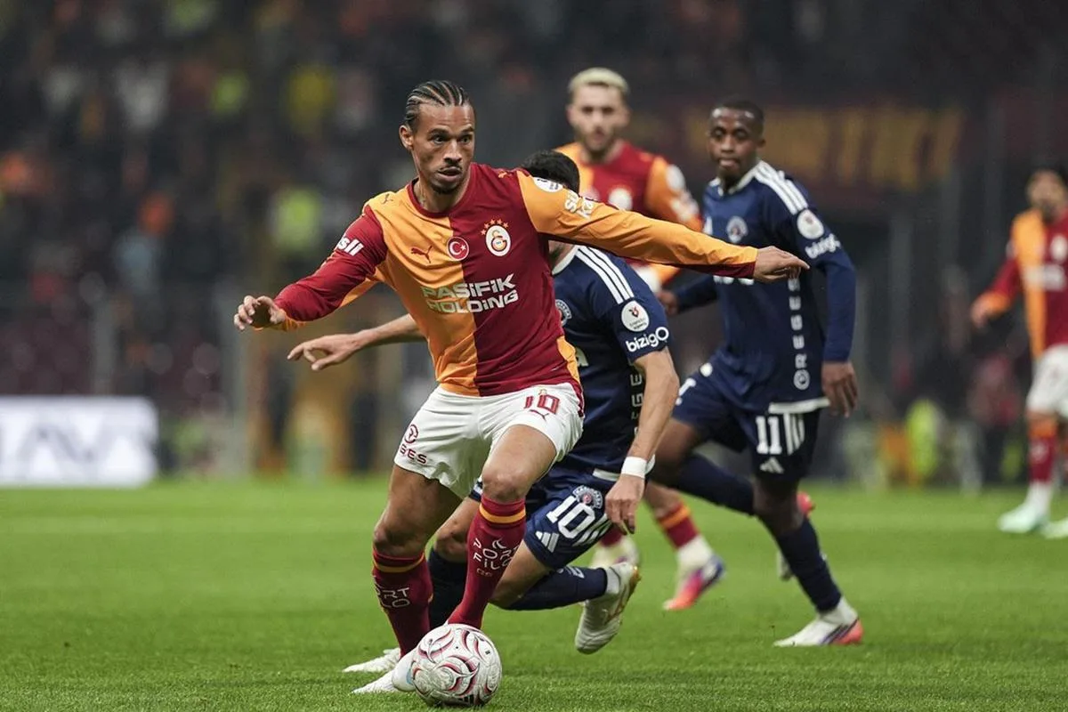 Galatasaraylı Leroy Sane'den Taraftara Mesaj: Ayrılık İddialarına Başkan Özbek'ten Yanıt