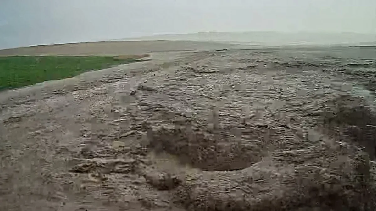 Yozgat Şefaatli’de Sel Felaketi: Beton Tankeri Devrildi, Tarım Arazileri Zarar Gördü