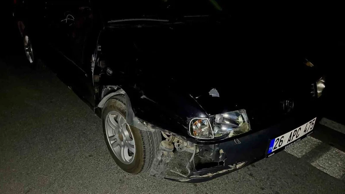 Afyonkarahisar'ın Bolvadin İlçesinde Trafik Kazası: Karşıdan Karşıya Geçmeye Çalışan Yaya Hayatını Kaybetti