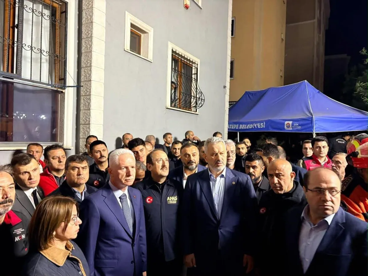 İstanbul Maltepe'de Bina Çökmesi: 3 Kişi Hayatını Kaybetti, Arama Kurtarma Çalışmaları Sürüyor