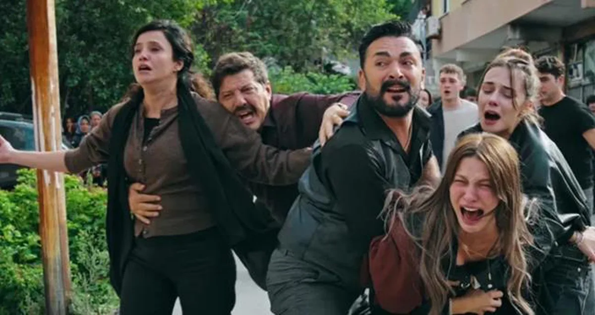 Altı Üstü İstanbul Final mi Yapıyor? ATV'den Dizi Hakkında Resmi Açıklama Geldi mi?