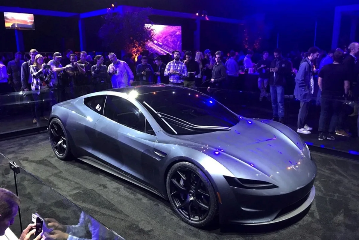Tesla'dan Uzun Süredir Beklenen Roadster İçin 1 Ekim Tarihli Lansman İşareti