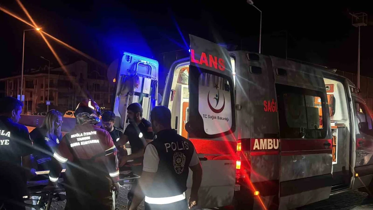 Marmaris'te Dereye Düşen Şahıs İtfaiye Ekiplerince Kurtarıldı: Kimliği Belirlenmeye Çalışılıyor