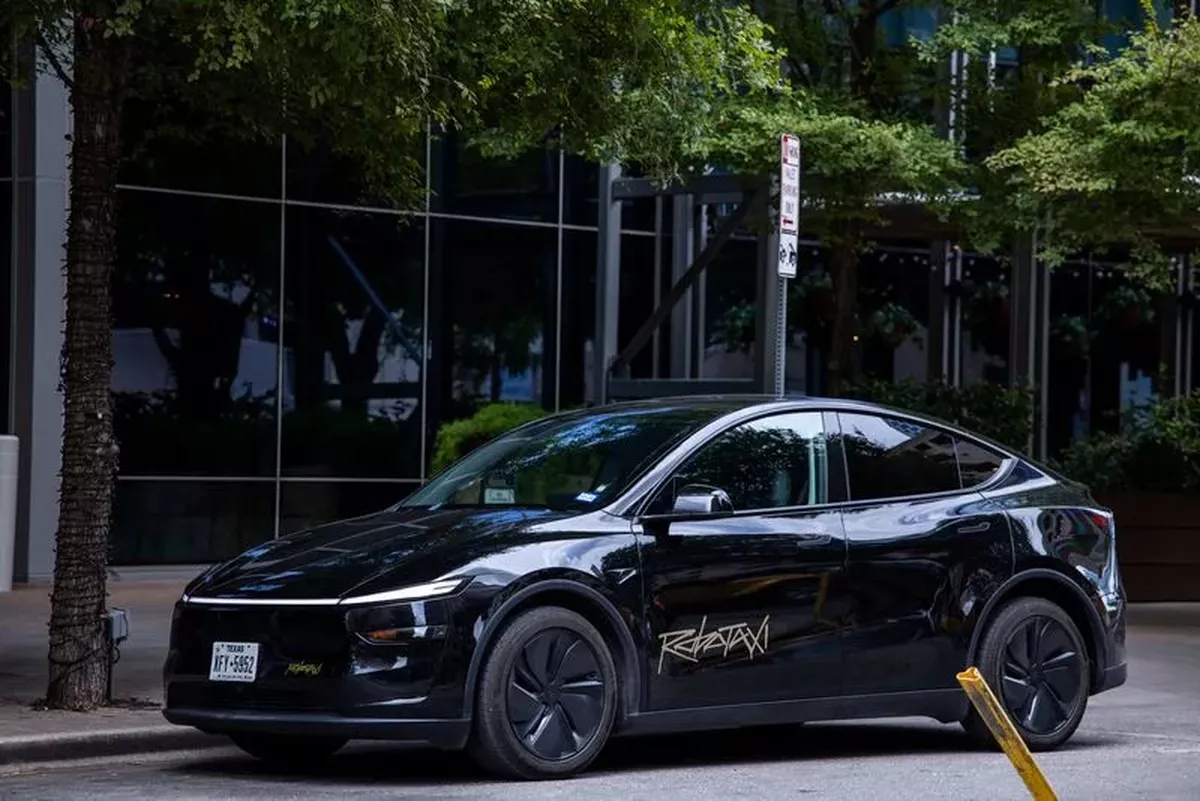 ABD Güvenlik Ajansı NHTSA, Tesla'nın Direksiyonsuz Robotaksisi Cybercab'i İnceleme Altına Aldı