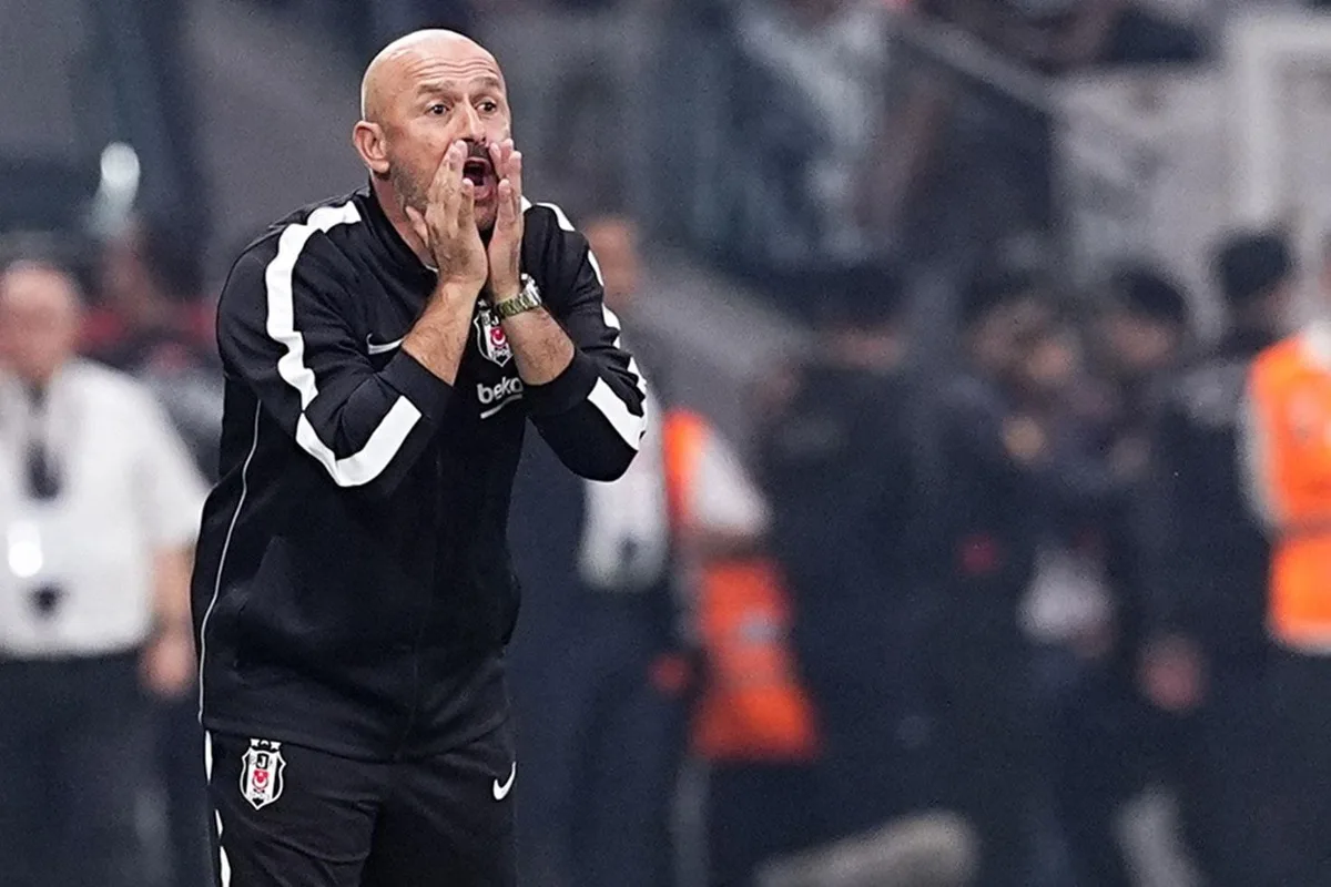 Beşiktaş Teknik Direktörü Vincenzo Italiano'dan Hakem Tepkisi: Yumruk Olayları Kabul Edilemez
