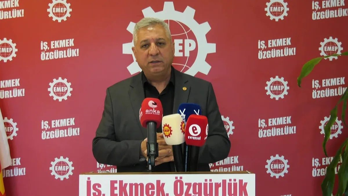 Emek Partisi Genel Başkanı Seyit Aslan: İstanbul'da 10 Bin Bina Acilen Tahliye Edilmeli