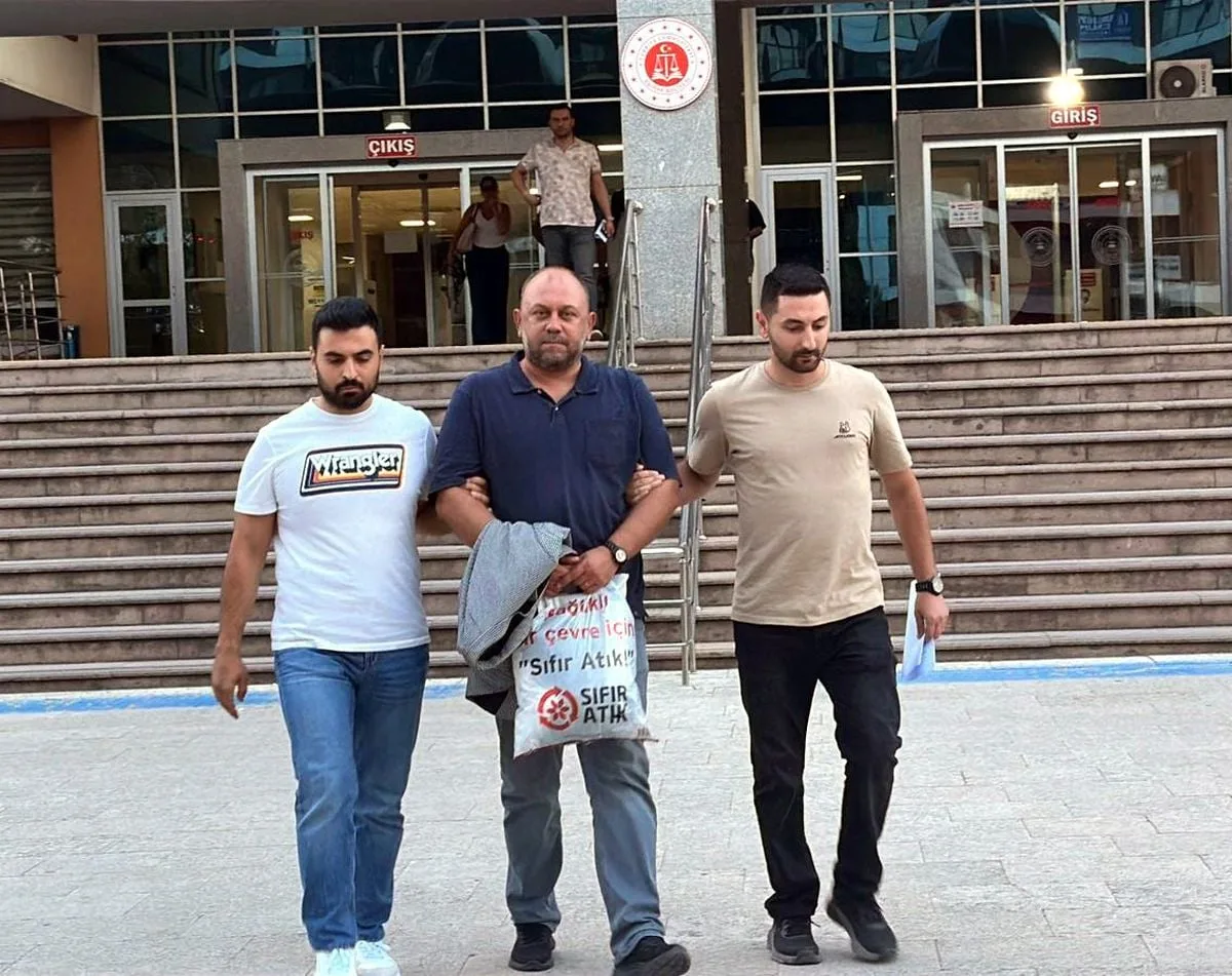 Edirne Belediyesi CHP'li Meclis Üyesi Engin Yağcılar Rüşvet İddiasıyla Tutuklandı
