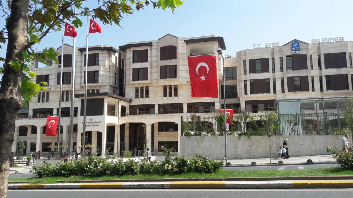 Eyüpsultan Belediye Başkanı Mithat Bülent Özmen Gözaltına Alındı: Belediyeden İlk Resmi Açıklama Geldi