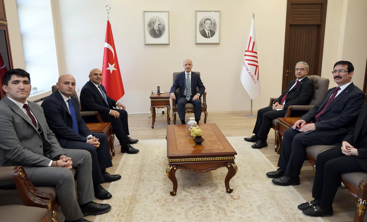YÖK Başkanı Erol Özvar ve Azerbaycan Büyükelçisi Reşad Aslanov'dan Akademik İş Birliği Görüşmesi