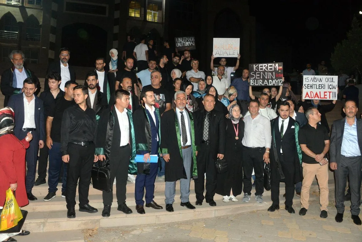 Kahramanmaraş'taki Okul Saldırısı Davasında Anneye Tahliye Kararı Tepki Çekti