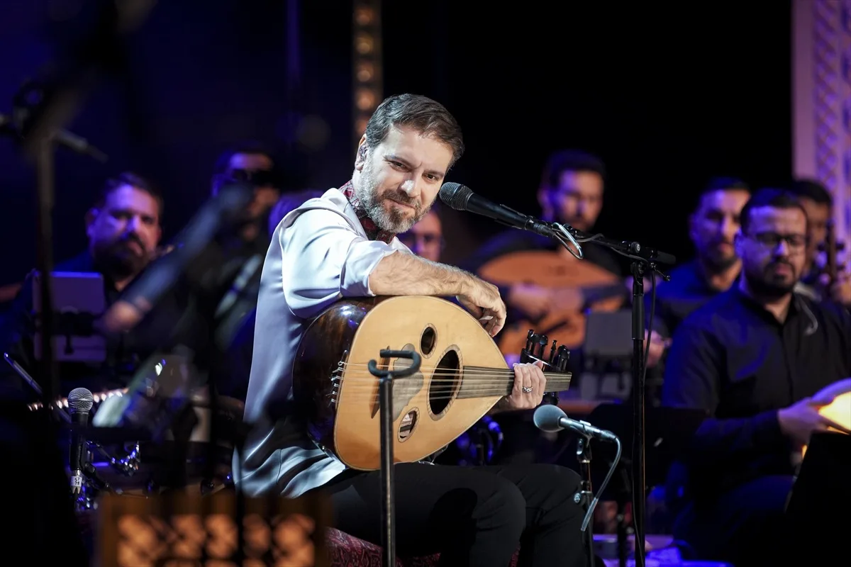 Sami Yusuf İstanbul'da 'Kökler' temasıyla sahne aldı: Eserini Filistin halkına ithaf etti